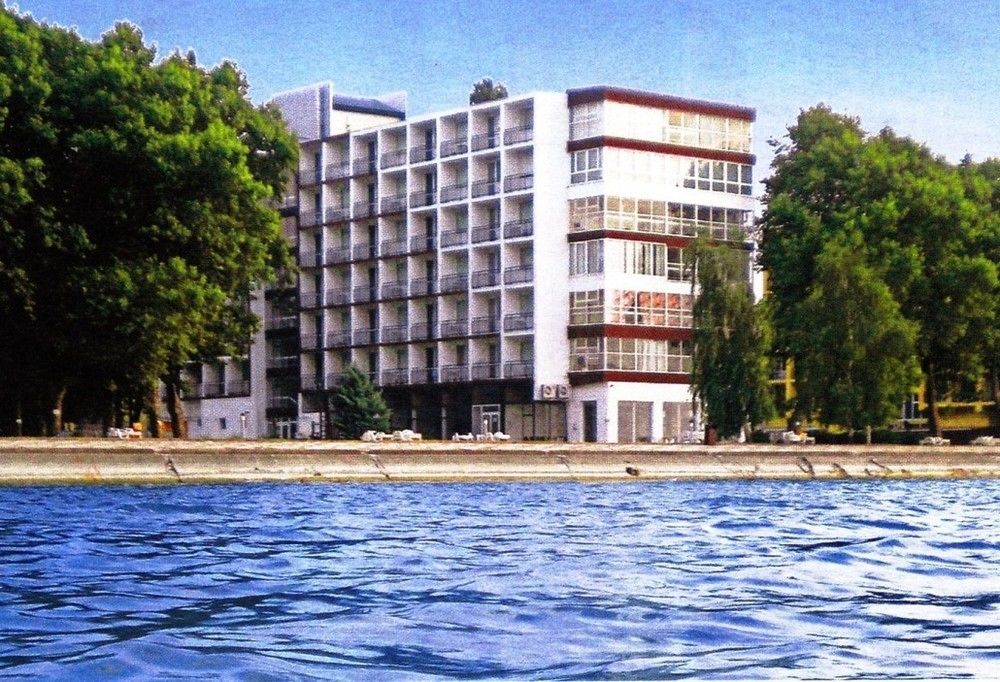 Hotel Hungaria Siófok Zewnętrze zdjęcie